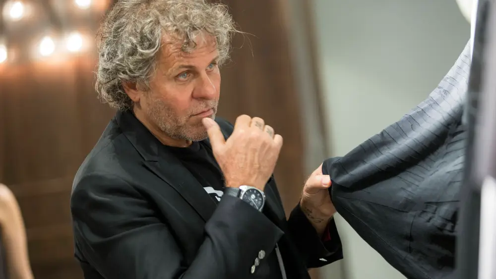 Renzo Rosso Jak Buntownik Stworzyl Imperium Diesel